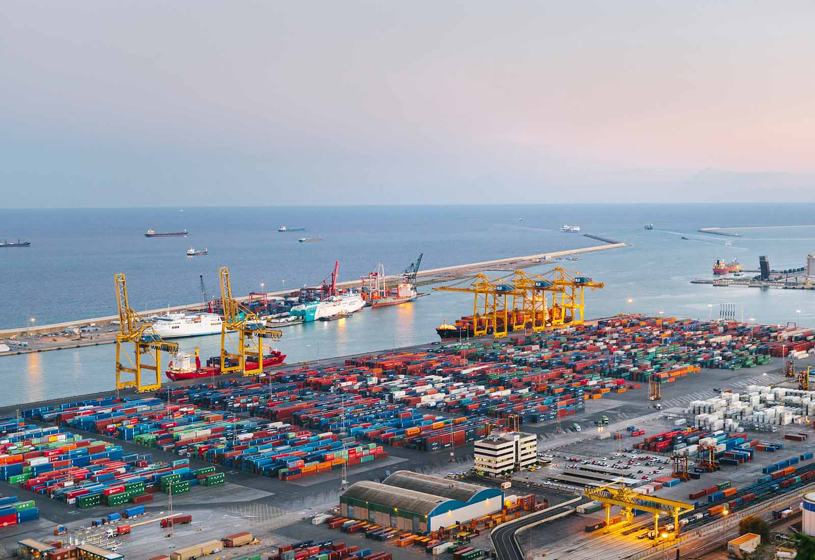 Tipos de impacto ambiental en puertos marítimos Tipos de impacto ambiental en puertos marítimos