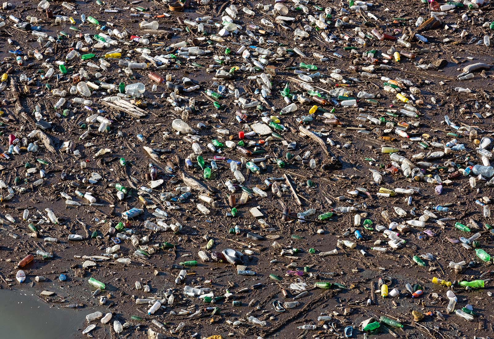 ¿Qué exige el Real Decreto 9/2005 sobre suelos contaminados? ¿Qué exige el Real Decreto 9/2005 sobre suelos contaminados?